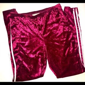 Burgundy Red Velvet Leggings Size L
